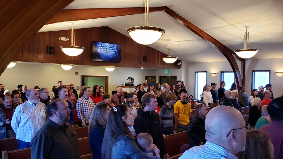 HopeforReno's tweet photo. Living Hope Church and Calvary Baptist Church joined together this morning in celebrating our Savior's birth. Merry Christmas! https://t.co/qoSTNA1NEa