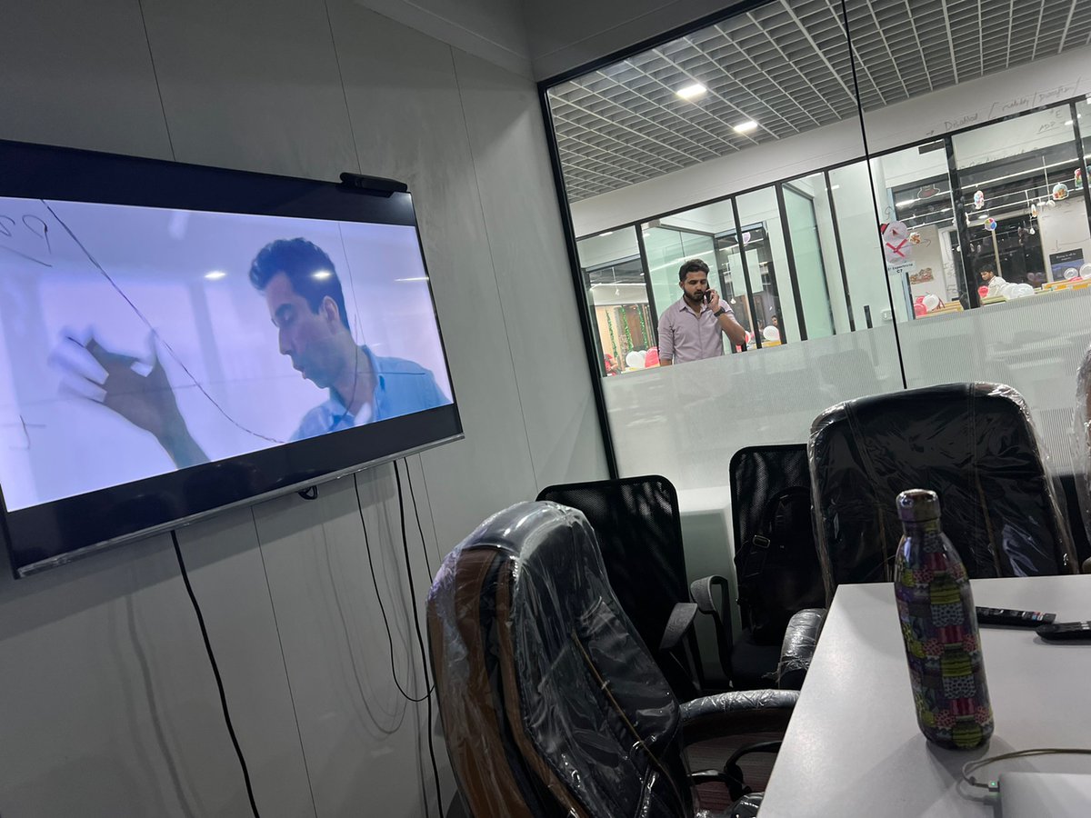 jatins0lanki's tweet photo. As we head towards the end of this year and celebrate Christmas - we screened TVF Pitchers for our team members in office celebrating the struggle, hardships & spirit of entrepreneurship ππ
#team #teambuilding #entrepreneurship #christmas2022 #newyear2023 #expertrons https://t.co/667Tx66L3t