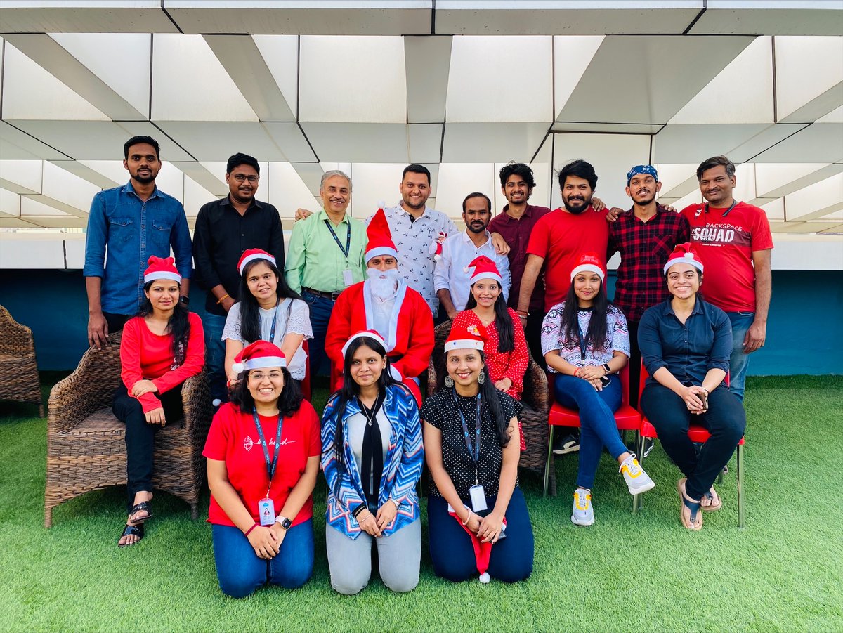 cloudsynapps's tweet photo. Happy Holidays to all from the Cloud SynApps team. https://t.co/Jioc8oOpkN
