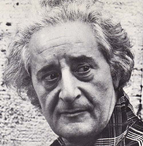mariobianchi18's tweet photo. Il #26dicembre 1919 nasceva #MarioScaccia. Abbandonò gli studi in pedagogia e si iscrisse all'Accademia d'arte drammatica, esordendo a teatro nel '46 ed al cinema con Tempi nostri ('54). Molto attivo anche in TV (Le avventure di Pinocchio, Le anime morte) e con i radiodrammi. https://t.co/O5Kl5YsgNB