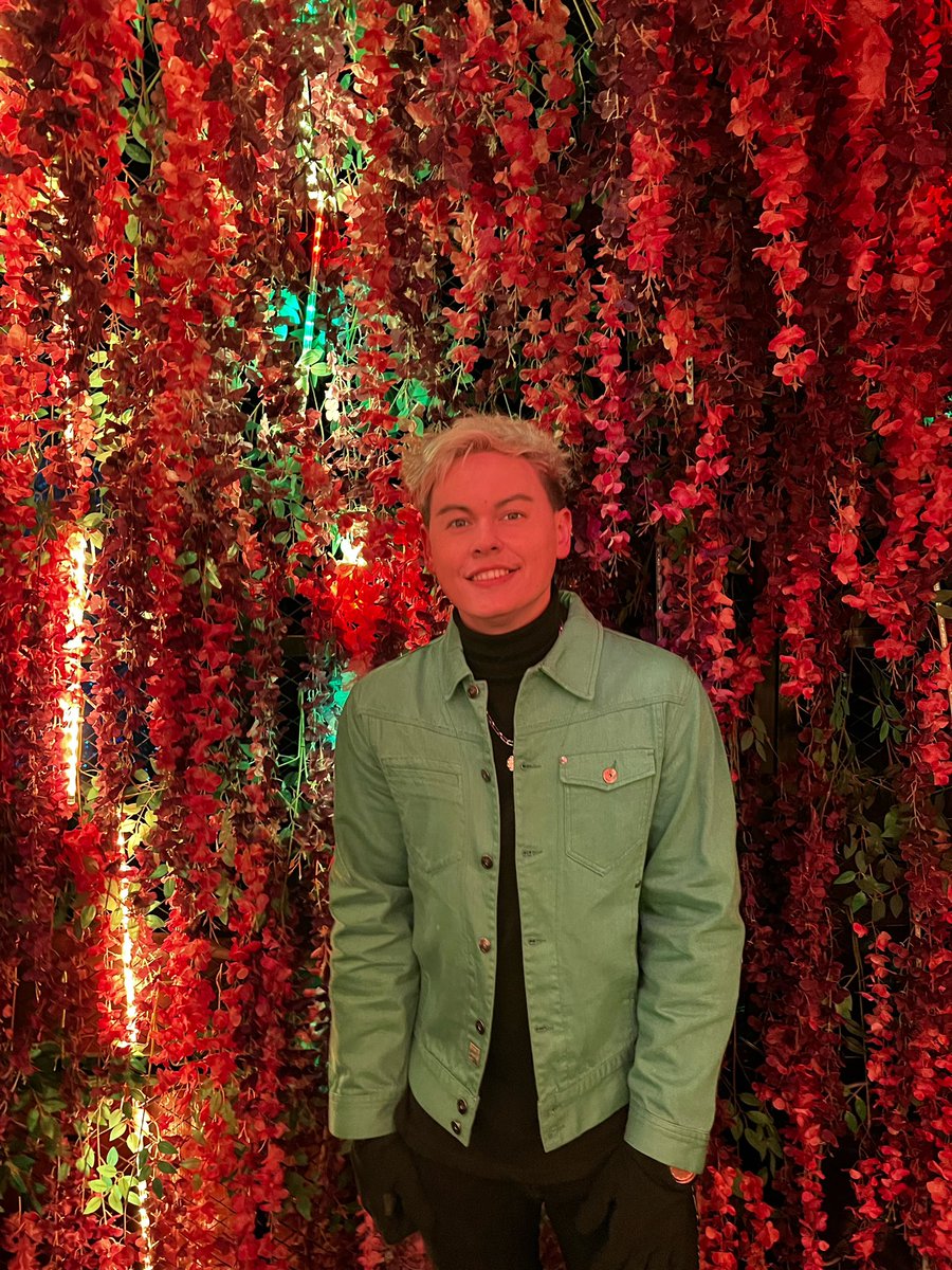 Merry Christmas you filthy animals 😀❤️🎄🎁