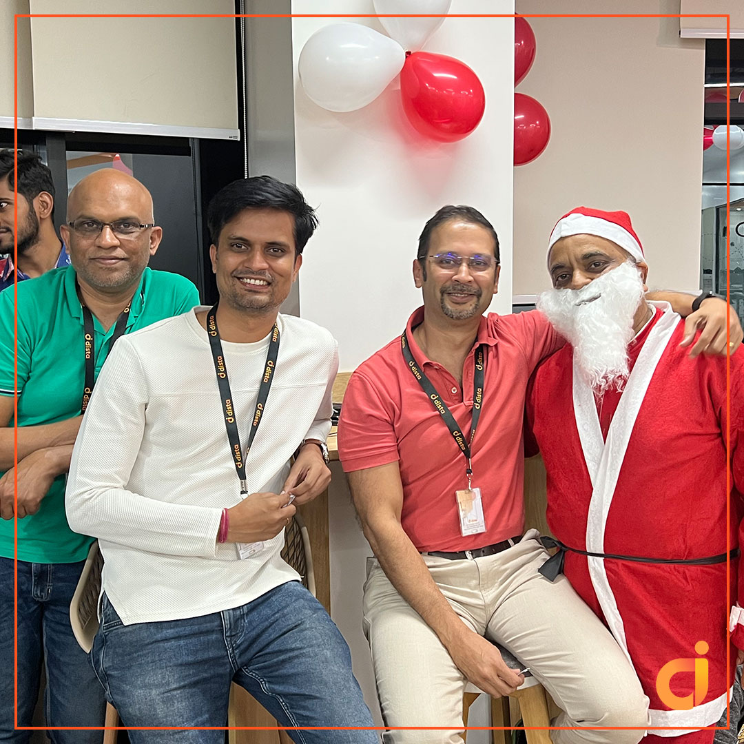 Dista_AI's tweet photo. Dista had a fun #christmas celebration in the office. #DISTANs immersed themselves in the true Christmas spirit.
Here's a glimpse of #secretsanta and #christmas celebration at Dista.
#Christmas2022 #holidayseason #happiness #santa #gifts https://t.co/sFEPM8PICF