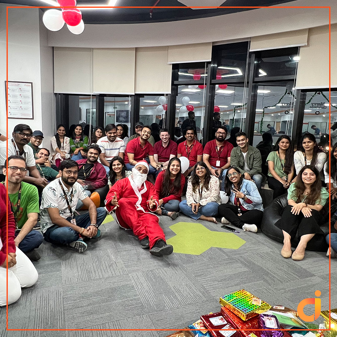 Dista_AI's tweet photo. Dista had a fun #christmas celebration in the office. #DISTANs immersed themselves in the true Christmas spirit.
Here's a glimpse of #secretsanta and #christmas celebration at Dista.
#Christmas2022 #holidayseason #happiness #santa #gifts https://t.co/sFEPM8PICF