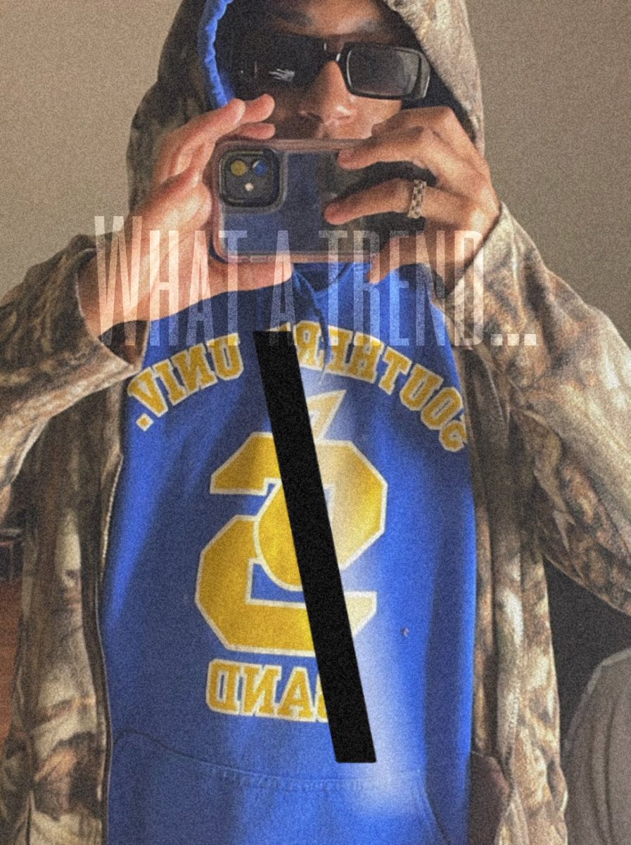 Rell1__'s tweet photo. What a trend… A statement… I miss my CB💙💛
.
.
I’m just wearing a fit God told me to wear🙏🏽
.
.
#faith #makeastatement #southernuniversitymarchingband #southernuniversitydancingdolls #su #godschild https://t.co/zH3vTIzdA4