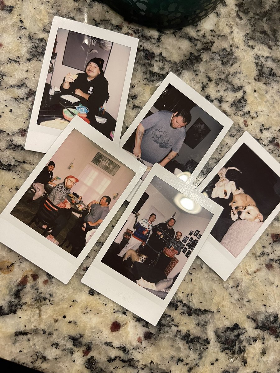 kileyevo's tweet image. Merry Christmas 🎄