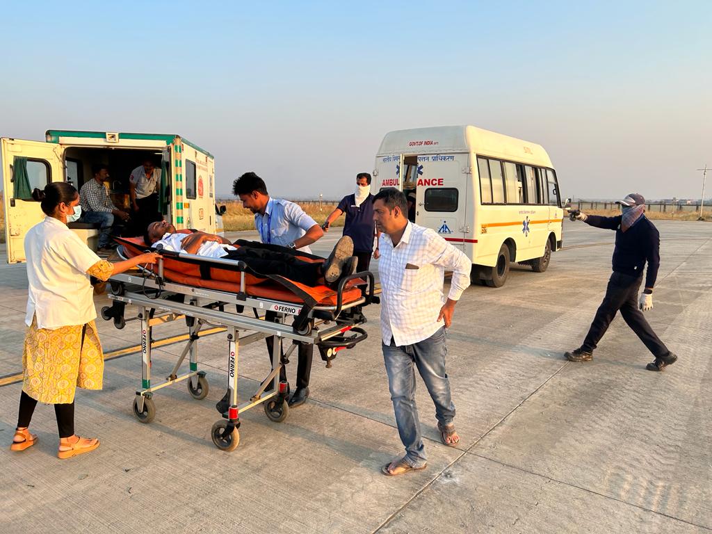 aaikolhaairport's tweet photo. अँटी हाईजॅक ड्रिल: तैयारी व समन्वय - उत्तम प्रदर्शन!
Anti Hijack Mock Exercise: an annual drill that tests our preparedness for any eventuality, demonstrate our time tested coordination skills. @KOLHAPUR_POLICE #108Ambulance #QRT #KolhapurFire #MSF @IndiGo6E @OfficialStarAir https://t.co/HF3RuTxuq3