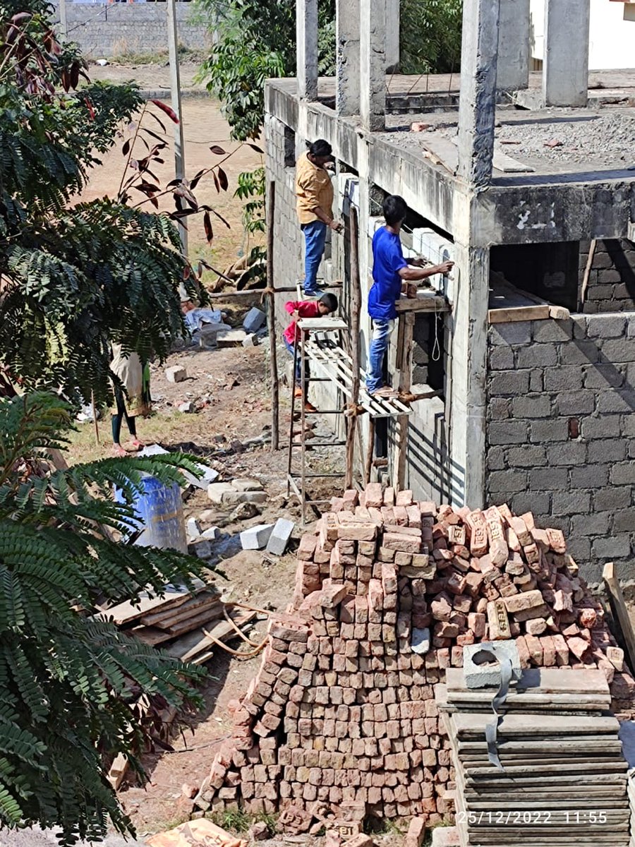 united_symphony's tweet photo. @GHMCOnline @bhojaraju_k @acppatancheru22 @CommissionrGHMC @Collector_SRD @spsangareddy @ZC_SLP @DC_RCPuramPTC @KTRTRS 
Sirs, how immediate is "immediately"? Initial grievance dated 15/12/22, even after you reply, no 'visit' or 'inspection' or 'action' yet! Flouting of norms in broad day light continues. Action pls!? https://t.co/nynkqA5tOd