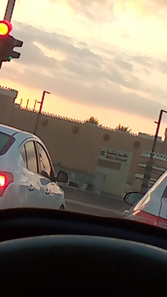 زاير بيشه 29وسيم نحيف رجولي أبي حلو وفخم يسويلي احلا مساج  الآن بفندق ببيشه الجاد خاص باوصافه وصوره غير كذا حظر وأهم شي الكتمان والسريه التامه واحترام الخصوصيه