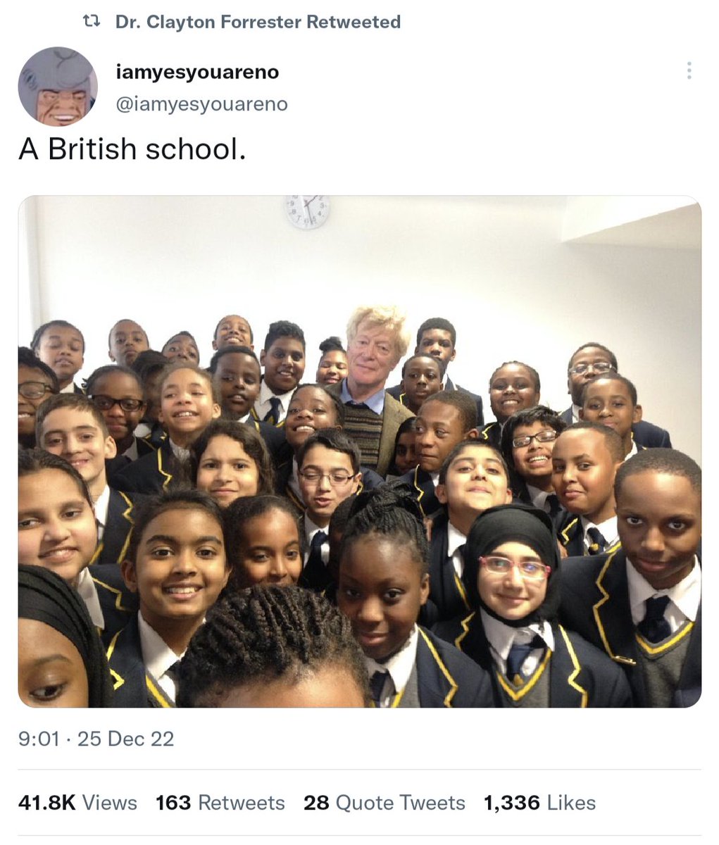 MsAndry2's tweet photo. I found #RacistTwitter REAL fast when looking at who was quote tweeting in favor of Elmo and I wasn't ready....... https://t.co/Uxq6ESYe39