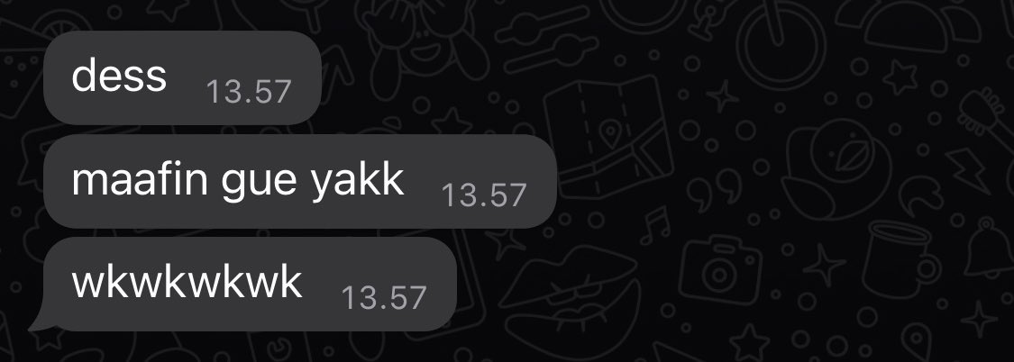 dededee28's tweet photo. orang yg gabisa ditebak samsek jalan pikirannya, AHH CAPEEE https://t.co/0Mf2jW4tKH