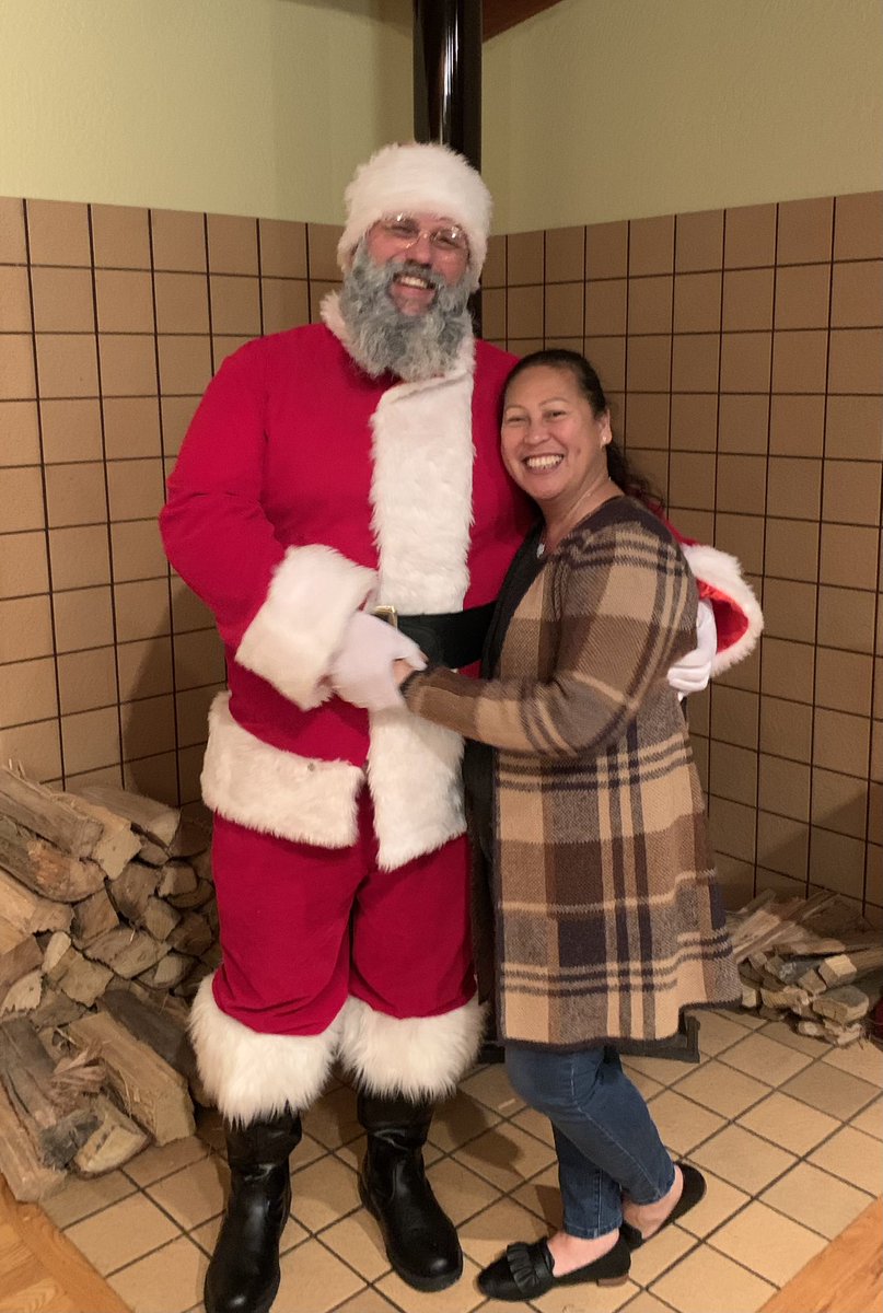 thadmoren's tweet photo. Merry Christmas 🎄🎅🏼 https://t.co/RDmAWYomtQ