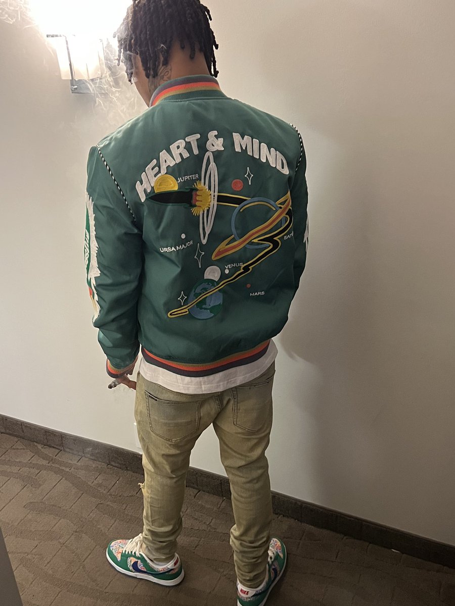 _ronchapo's tweet photo. Get back ain’t got no timing #Freebronem #GMC84L 🩸🖤 https://t.co/51tCssBJMb