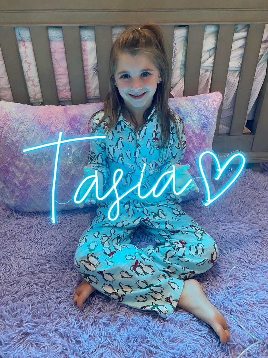 Neon_Orant's tweet image. She said:" She likes it🥰🥰🥰"
Create one here: orantneon.com/products/custo… 
#neón #néon #customneonlight #customneonlights #customneonled #customneonleds #customneonboard #neonsignboard #neonsignboards❤️