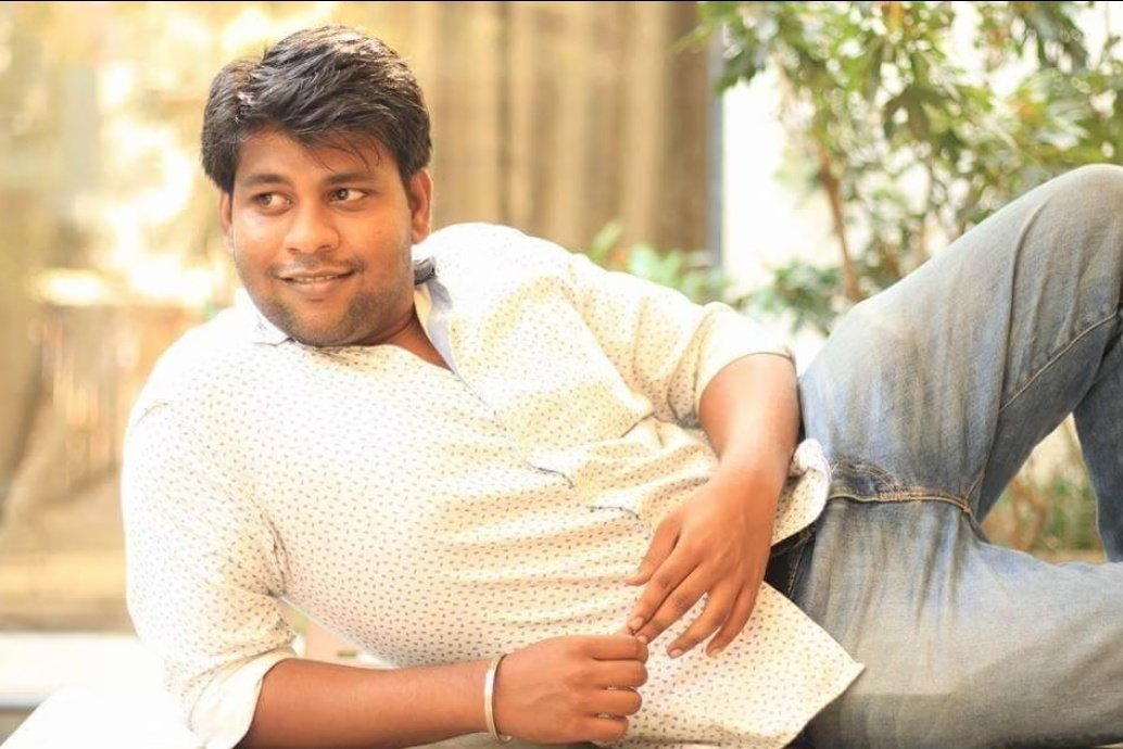 great_kirikala7's tweet image. Vadivelu Annanukku aprom oruthara paathale sirippu varuthuna athu ivara pakrappothan. Man ruling our hearts with his body language &amp;amp; cute facial expressions..#Sudhakar ♥️