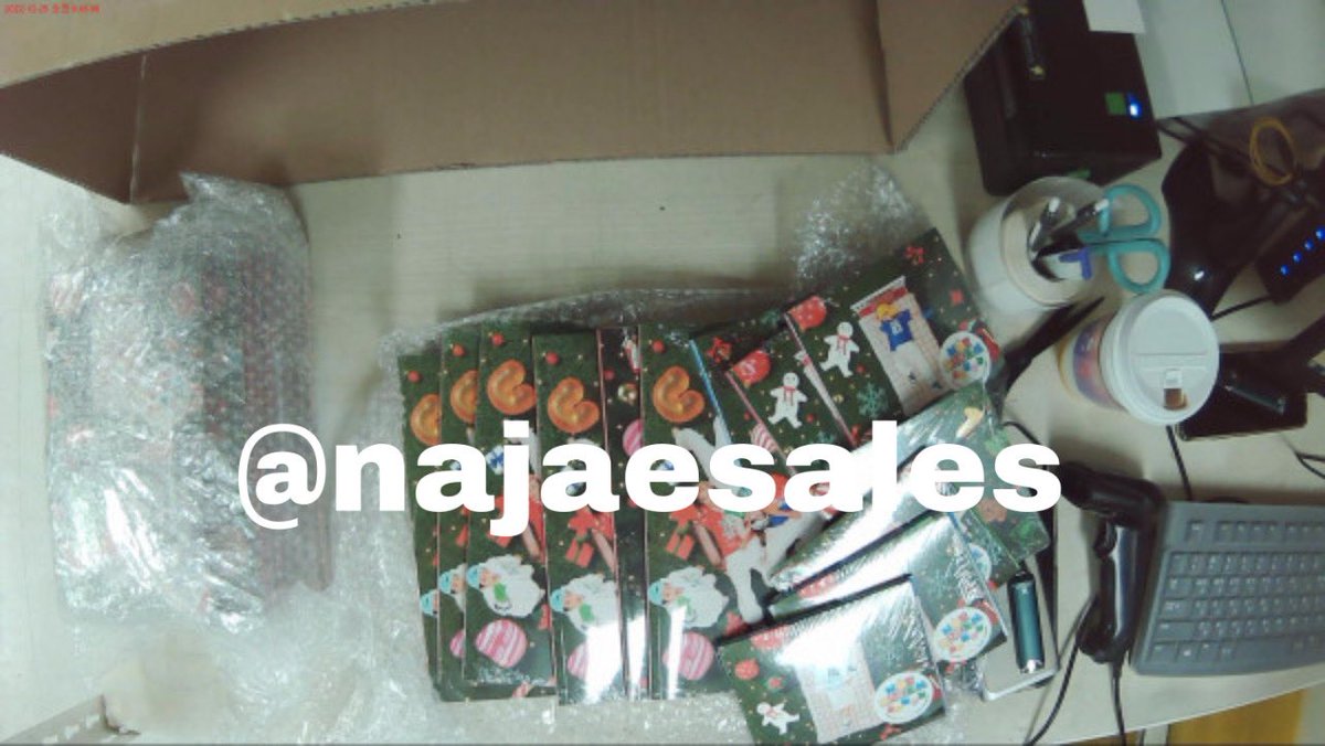 najaesales's tweet photo. #NJS_UPDATES

Arrived na sa kr address yung digi and pb, waiting na lang sa smni para mapaship ko na. https://t.co/9opepkJZ3v