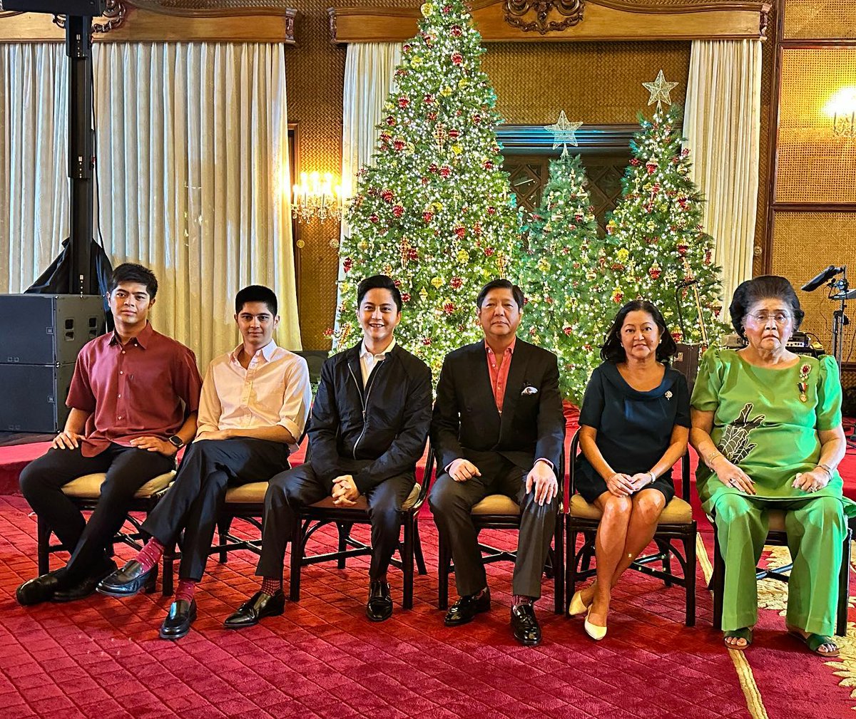 News5 tweet media