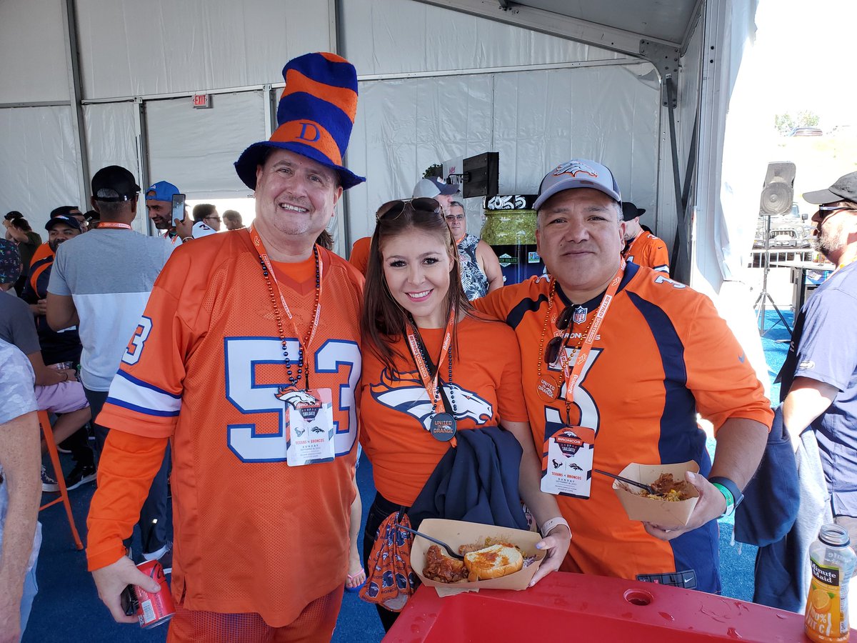 ronNcaphill's tweet photo. Merry Christmas and Happy Holidays to my friends at @BetfredSports and their awesome people.
Y'all do promotion in the most engaging, kind, friendly way - your #BroncosCountry #VIPTailgate has literally been a season highlight for me and several friends.
Thank you for being you https://t.co/J6oeMNIsBZ