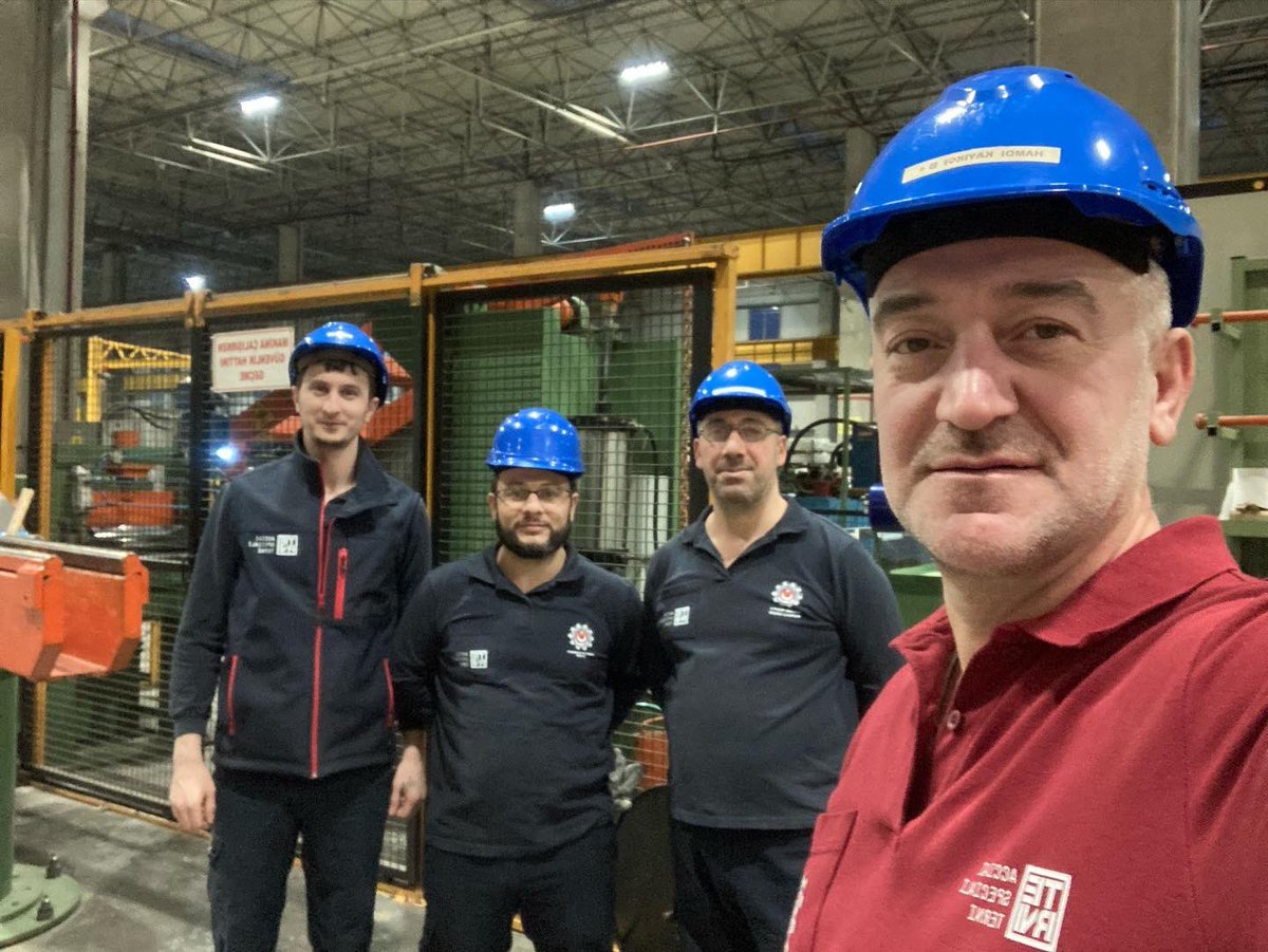 hmdkykc's tweet photo. Allah'ın Selamı Rahmeti ve Bereketi Üzerimize Olsun.Hayırlı İşler
#TürkMetalSendikası #İstanbulAnadoluYakasıŞubesi https://t.co/QG1CWIuEF4