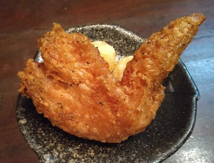 hirokiatarashi's tweet photo. 3,600円のお値打ちコースは、心揺さぶる香りと素材の繊細な表情が次々に顔を覗かせて、飽きさせません！三ノ輪・炭火串焼 興

https://t.co/xXZ8hb6zLe  #炭火串焼 #焼き鳥 #おばんざい #三ノ輪 https://t.co/rJw1zBLfag