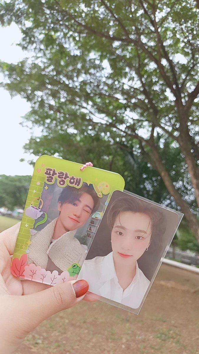 bb_cndyot7's tweet photo. Akhirnya 2 bujang bisa pulang berkat @yourtwgoods_ makasih ka 🤗❤ oh ya ~ @yourtwgoods_ lg adain GA ni, semoga beruntung xixixi
btw mereka menyatu dgn alam 🌿🍃hahaha
#unboxytw https://t.co/nwHuBS5BBG