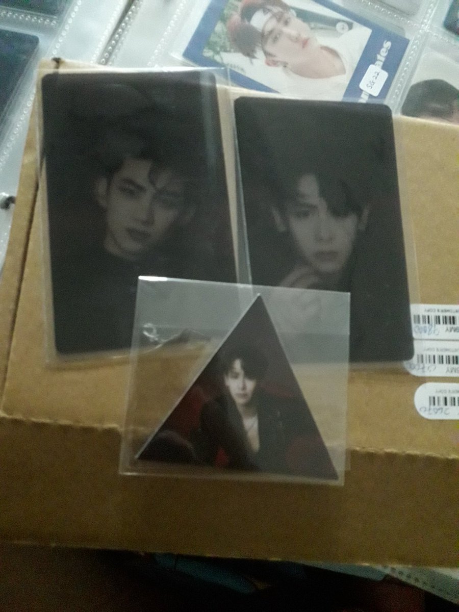 jhope2kpanda's tweet photo. HELP RT
out of kpop content.. more items i want to clear.. plz help me clear them..
- #pasar2pm Must POB RM 20/set
- Shirt RM 6/ea, take all RM 15/set
- Necklace RM 3/ea
- 🆕️ Long purse RM 17

@pasar2ndgen @pasar2pm @urjoblessfan https://t.co/duZTMbsH8A