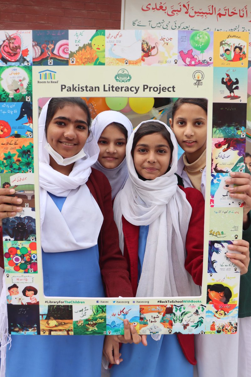 itacecorg's tweet image. Highlights from the Community Launches of Classroom Library corners under #PakistanLiteracyProject (PLP) administered schools - 
Government Girls Elementary School, Huma Block, Lahore.

#ITACEC #ITAPublications #RoomtoRead #PLP #Schooleducation #library