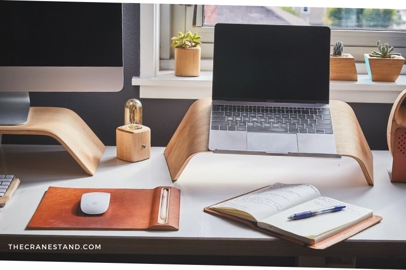 cranestandplus's tweet photo. Are you looking for the best wooden laptop stand to enhance your workspace in 2023? Look no further than Best Wooden Laptop Stand! 
#buyingguide #reviews #bestwoodenlaptop #stand
https://t.co/gsqq83JorK https://t.co/0WCxS1GD5l