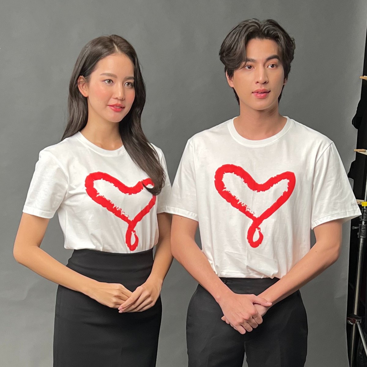 HunsaFanclub's tweet photo. #กลัฟคณาวุฒิ #โบว์เมลดา  ร่วมเป็นพรีเซนเตอร์ รณรงค์ เชิญชวนร่วมบริจาคสมทบทุนสร้างอาคารใหม่
ใน โครงการอาคารโรงพยาบาลรามาธิบดี และย่านนวัตกรรมโยธี

อ่านต่อ
https://t.co/FIdLShjw3n https://t.co/fUIQeydOjp