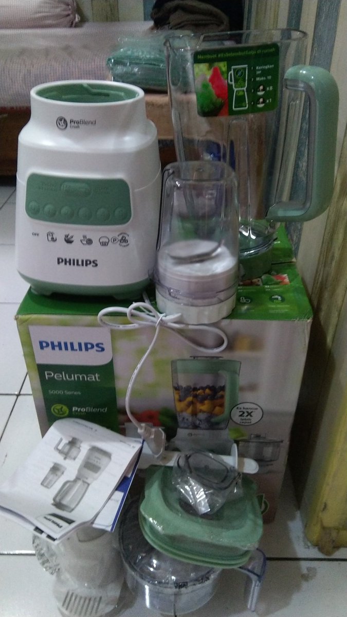 PermaiLight's tweet image. Terima kasih #meval @ptmegadistribusiindo udah kasih doorpraize @problend @Philips , bagus bgt, semoga awet