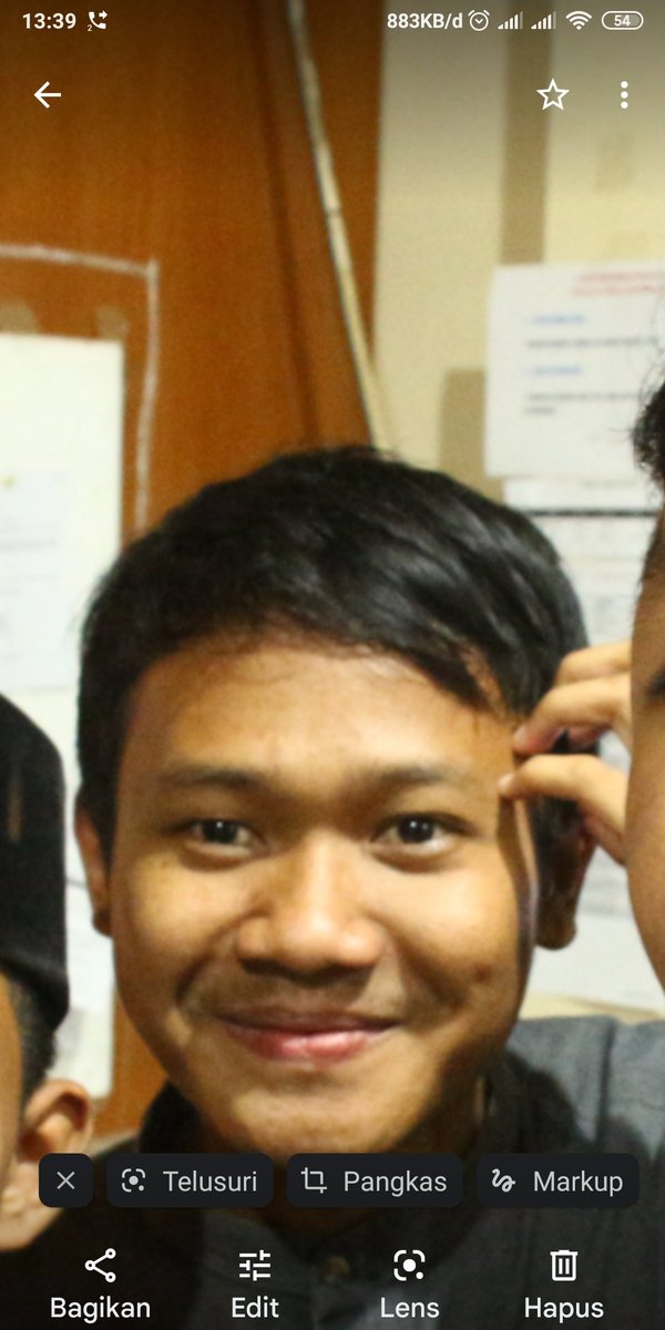 fuadashfa's tweet photo. @kadafiahmadf Asmlekum https://t.co/AHvnhM9ih7
