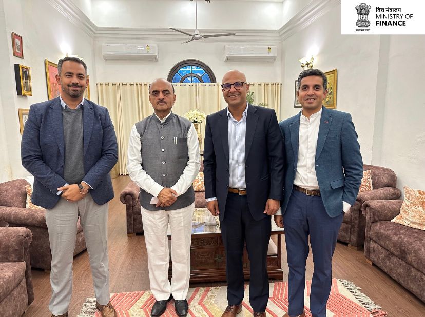 A thought-provoking discussion at the <a href="/FinMinIndia/">Ministry of Finance</a> - Government of India with Hon. Minister of State (Finance), <a href="/DrBhagwatKarad/">Dr Bhagwat Kishanrao Karad (मोदी का परिवार)</a> focusing on enabling financial inclusion and and digitisation of MSMEs of India along with our CPO &amp; MD SME Business <a href="/nitin_sharma_in/">Nitin Sharma</a>.

#MSME #India