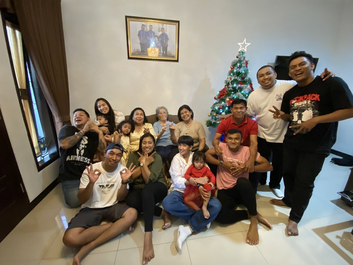 Semmy Blank tweet media