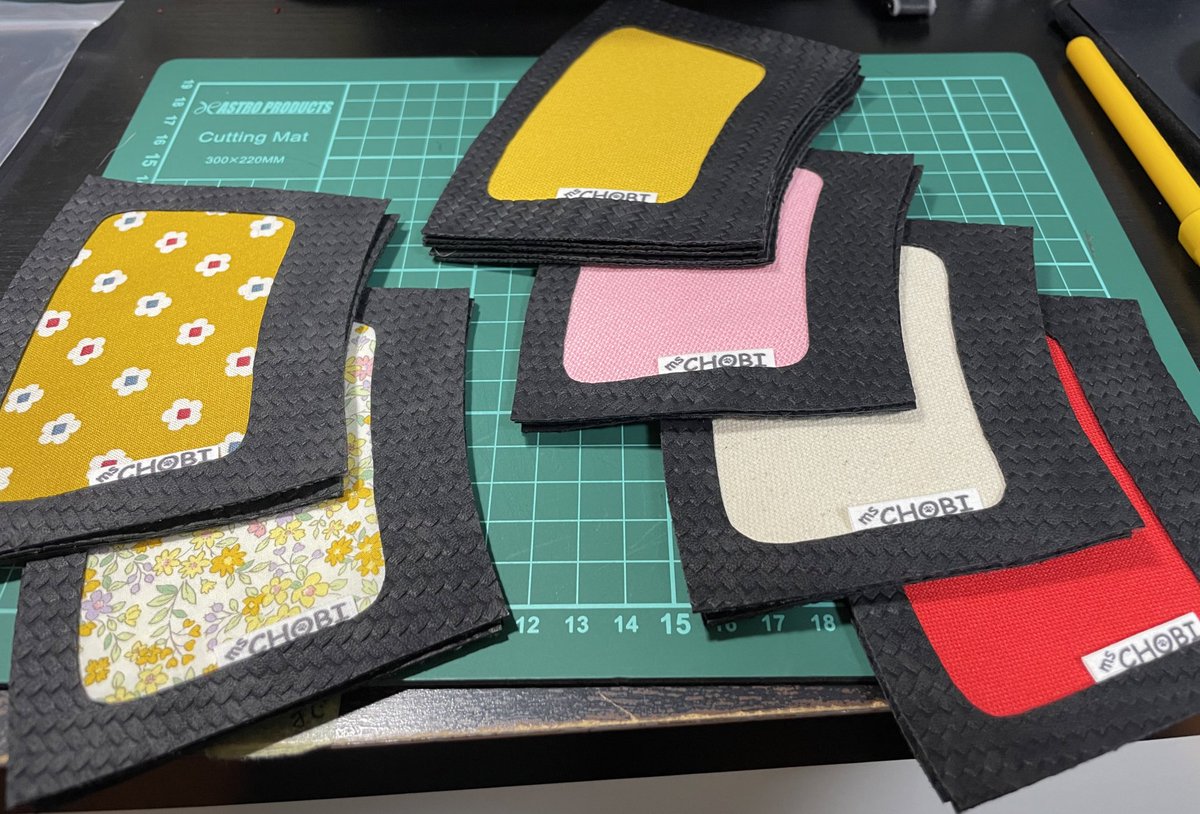 Mod_St_CHOBI's tweet photo. 【SOFT GLOBE】
ゴールゼロ用の布製のシェードです。
光を和らげたり色を変えたり。
自由が丘の@CGB_WID さんに置いていただくことになりました。
#msCHOBI
#ソフトグローブ
#SOFTGLOBE
#GOALZERO
#ゴールゼロ https://t.co/FXr4SEo3YW