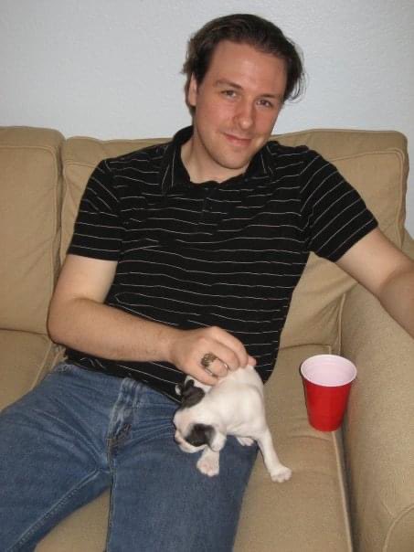 adaspasia's tweet photo. As college students, 2 decades ago, he got in trouble with his parents for running up a phone bill which had a per-minute rate. 
Tonight, I get to stay up talking through all the life stuff with him ~ 1/2 https://t.co/LfVbfqyL2z
