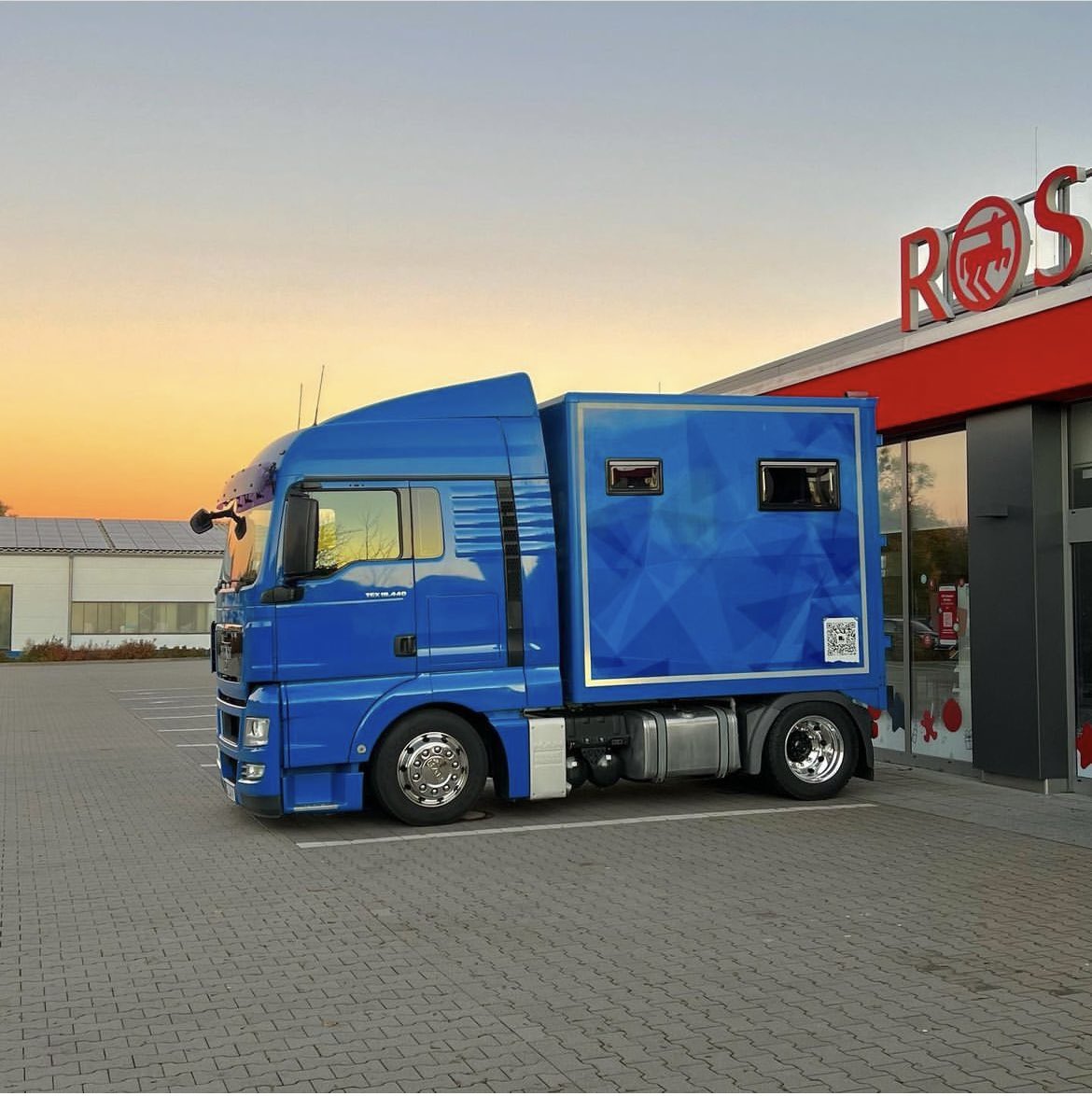 Kurtköy - Ambarlı 300 TL + KDV 😬