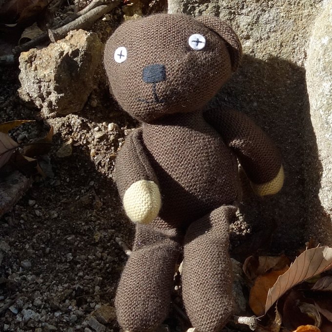 #自分の代理キャラを貼れ見た人もやる 

イラスト用は「ひげよさらば」のヨゴロウザをうろ覚えで描いたもの

自転車用は「ミスター・ビーン」のくま
公式グッズを英国直輸入 