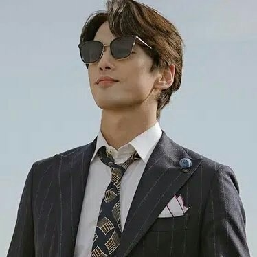 selfy_t's tweet photo. Gak terasa sudah hampir akhir tahun dan berharap tahun depan, #JungHae bisa main drama bareng lagi...
#HappyJungHaeDay
#FightingJungHae
#KimJungHyun
#ShinHaeSun
#MrQueen
#TheSeasonOfKkokDu
#SeeYouInMy19thLife
#Antifans https://t.co/EGF898x8pZ
