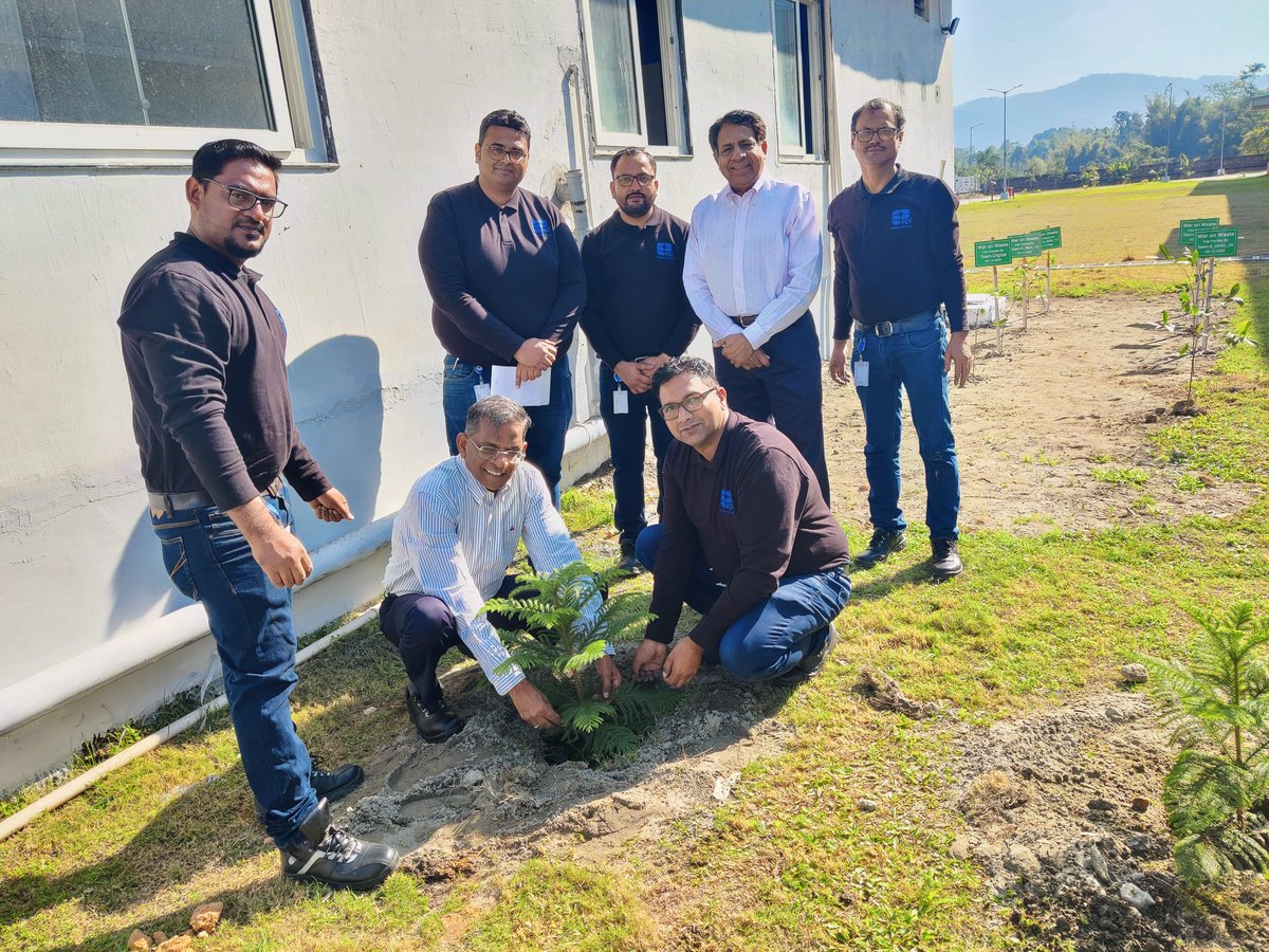 EPL_Limited's tweet photo. In order to demonstrate our dedication to a greener planet, the team sowed saplings as a way to cap off the day. 🌱

#EPL #LeadingThePackSustainabaly #OneEPL #SaplingPlantation https://t.co/YVL5m3echl