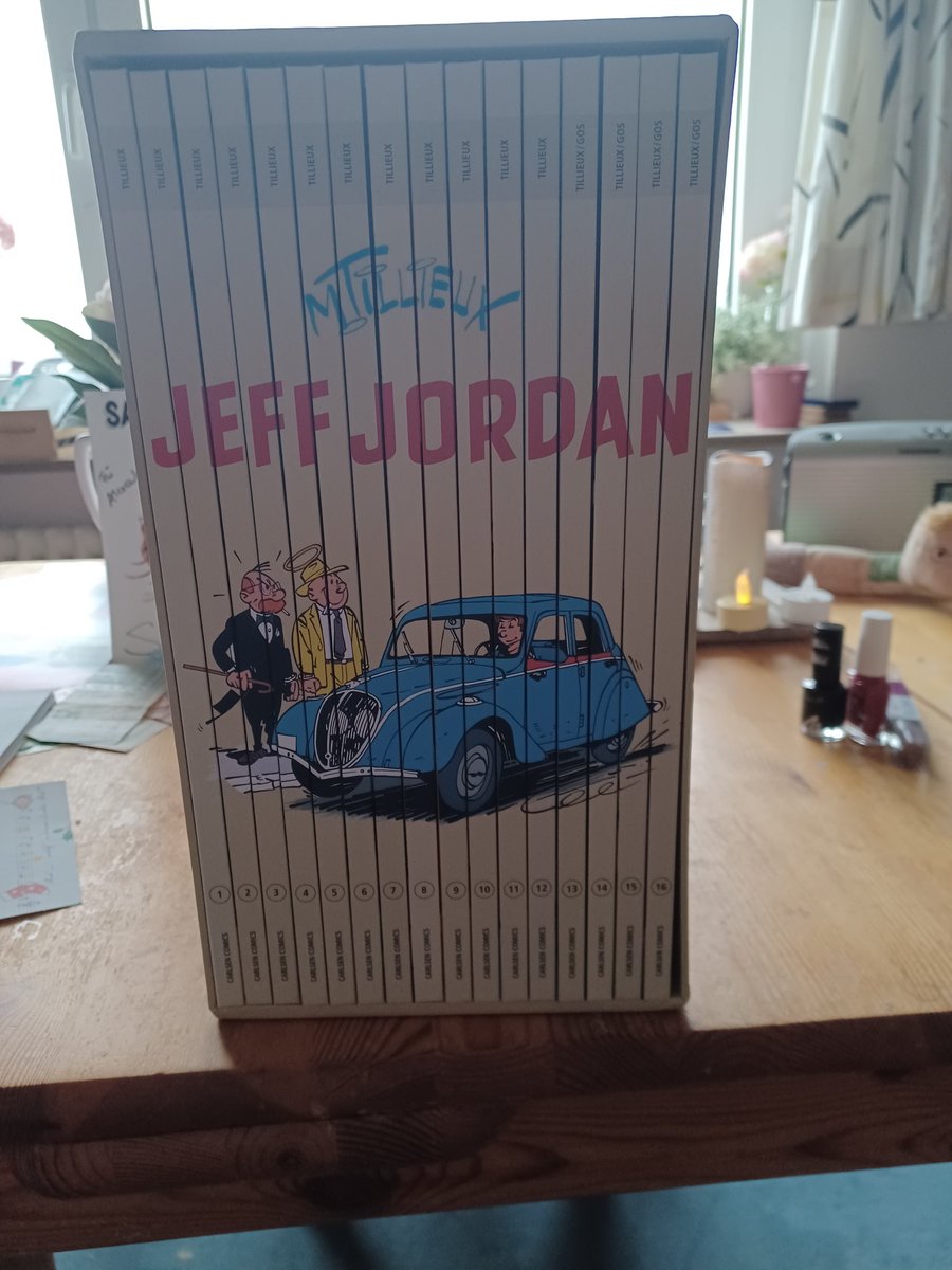 AlexandraBoisen's tweet photo. @ReadPackBlog Ich habe mir diesen tollen Schuber geschenkt
#jeffjordan #giljourdan #mauricetillieux https://t.co/rqcS0uxit1