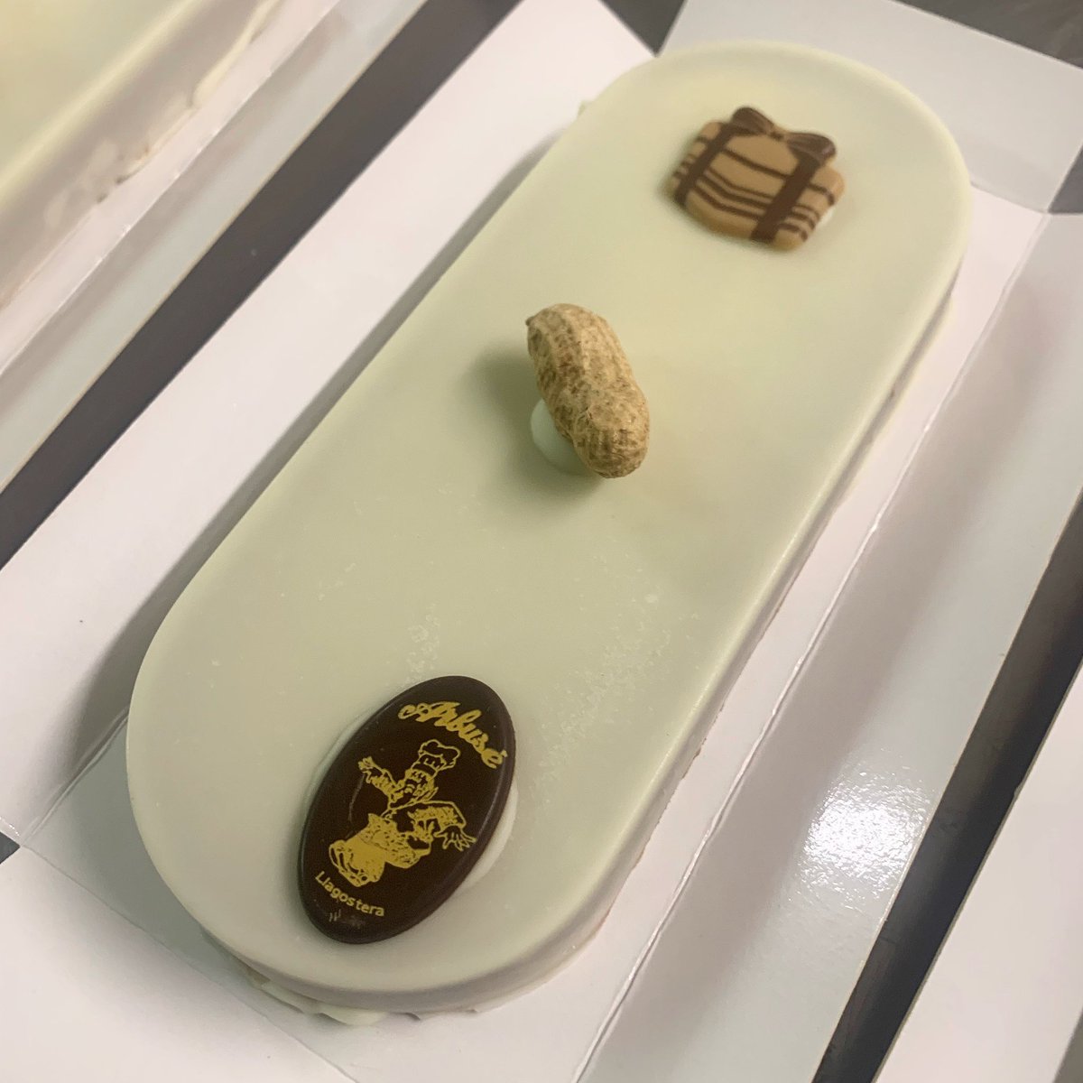 flecaArbuse's tweet photo. Nou torró de cacauet 🥜

#calarbuse
#torroxocolata
#xocolata
#chocolatelover 
#Llagostera https://t.co/TuvUM71H4x
