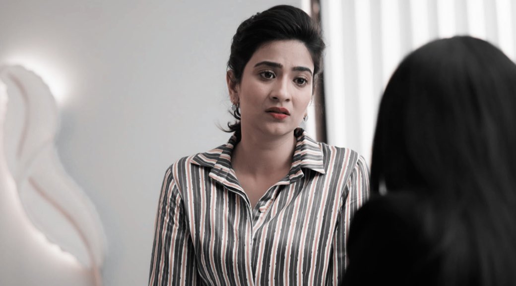 aditidsaddict's tweet photo. Appreciation tweet for the way Aditi is effortlessly pulling off these outfits with so much style and grace 🌹🔥 #KathaAnkahee https://t.co/2LGLO1TK3L
