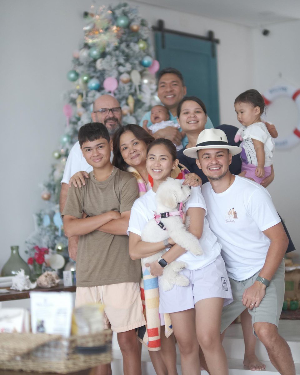 AshMattOfficial's tweet photo. All smiles 💗 @JustSarahG @mateoguidicelli https://t.co/iUnFkws7GA