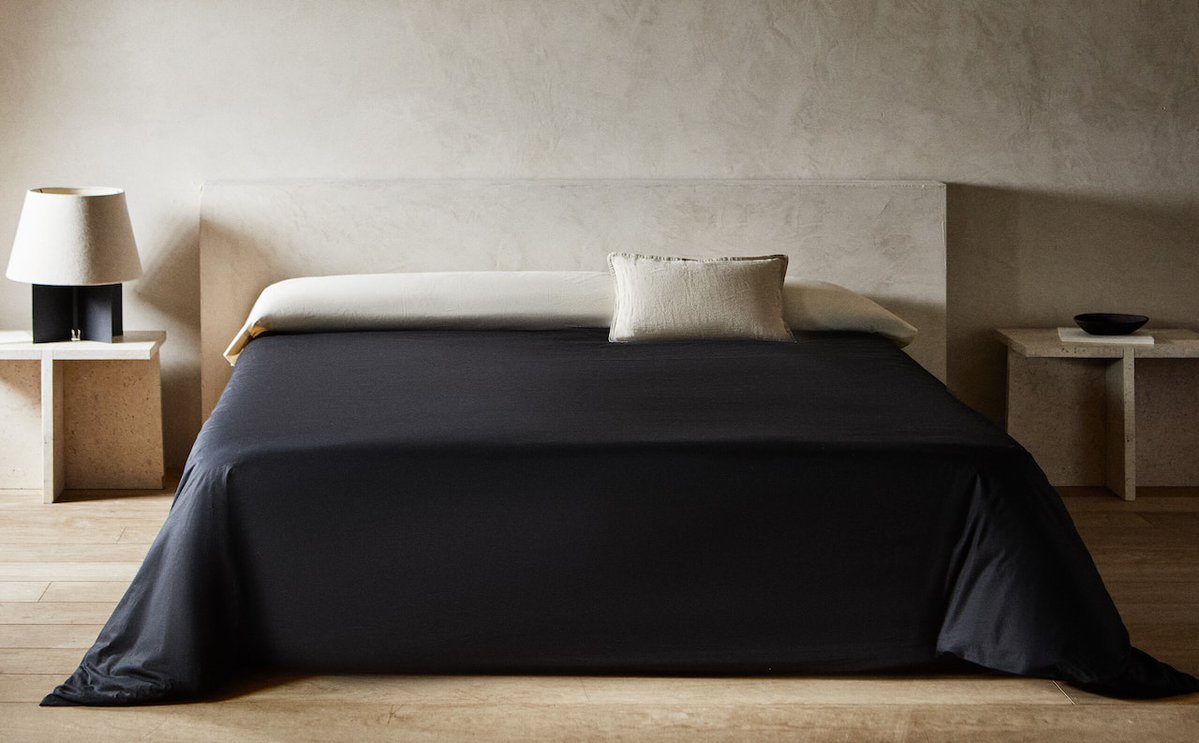 ZARAHOME_JP's tweet photo. 人気のデュベカバーが、シンプルな色合いの3色展開で登場🛏

お洗濯後も驚くほどの柔らかさを保つZARA HOMEの布団カバーで、上質な睡眠を🌙

#ZARAHOME
#ザラホーム
#JOINLIFE

https://t.co/GiMloZeA7R https://t.co/ybdTRBxW3C