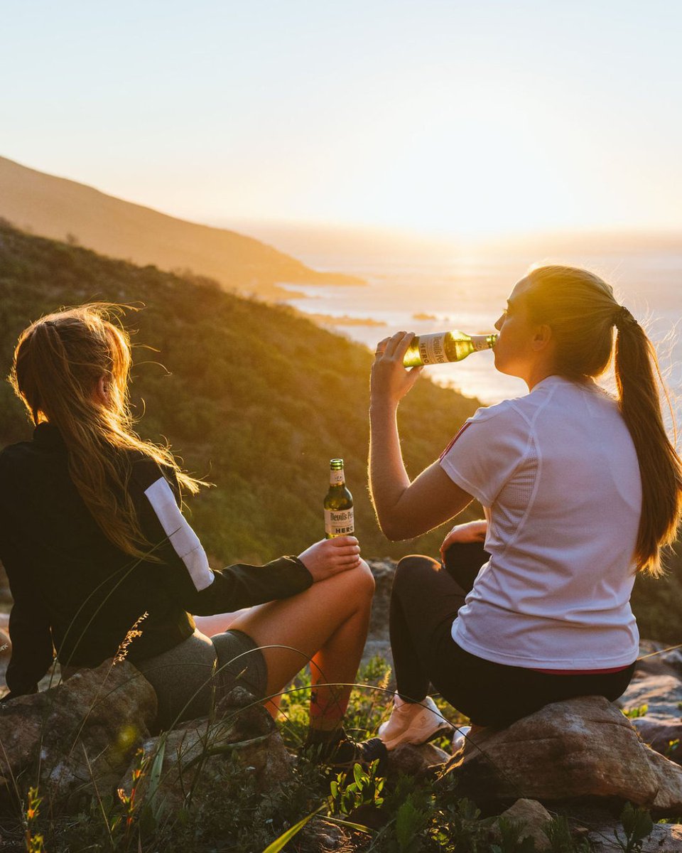DevilsPeakBeer's tweet photo. Cheers to enjoying the Devils Peak Hero anywhere, anytime!

#DevilsPeakBeer #DevilsPeakHero #NonAlcBeer https://t.co/P5IYu3N8r9