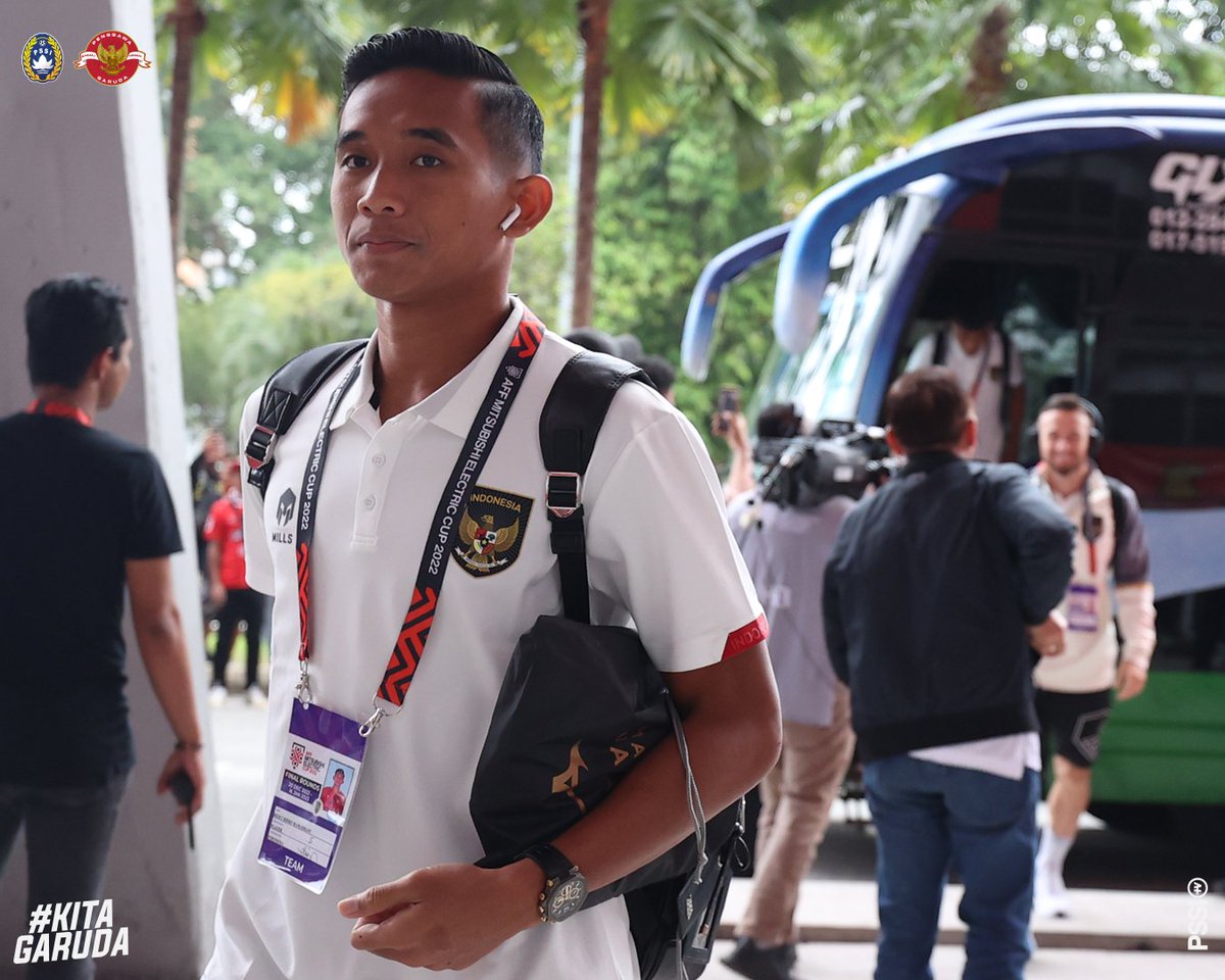 PSSI's tweet image. Timnas Indonesia telah tiba di KLFA Stadium, Malaysia dan siap melakoni laga kontra Brunei Darussalam sore ini.

Semangat berjuang, Garuda! ✊🇮🇩

#KitaGaruda #MeraihImpian #TimnasDay