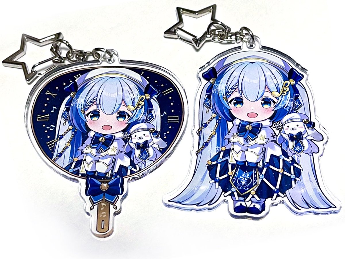 初音ミク ,ラビット・ユキネ ,雪ミク 「ミクさんの鞄についてる時計ちゃんのアクキーの現物  」|ののこ@例大祭あ10abのイラスト