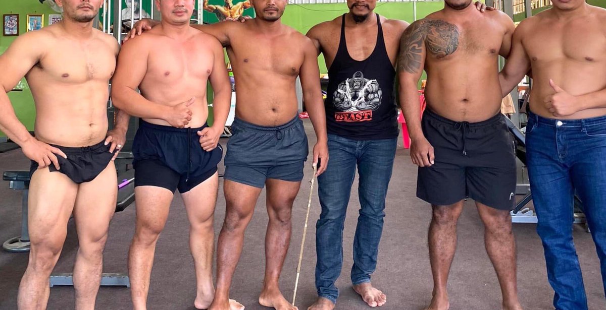 ខ្ញុំអ្នកស្រែសំរាប់អានផង​ មកពីស្រែមករត់ម៉ូតូឌុប tweet media