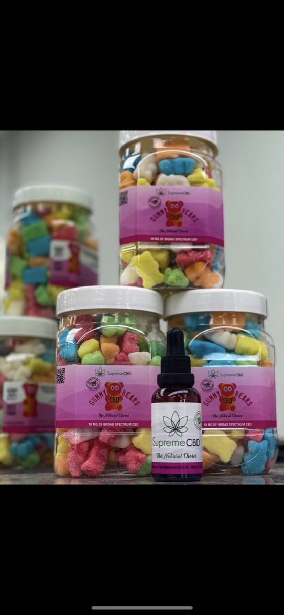 Retweet this for me please people 🙏🏻 BOXING DAY SALE save 50% on EVERYTHING at supremecbd.uk with code BOXING for TODAY ONLY,  comment your order number below for a chance of a EXTRA large gummies with your order 🤞🏻