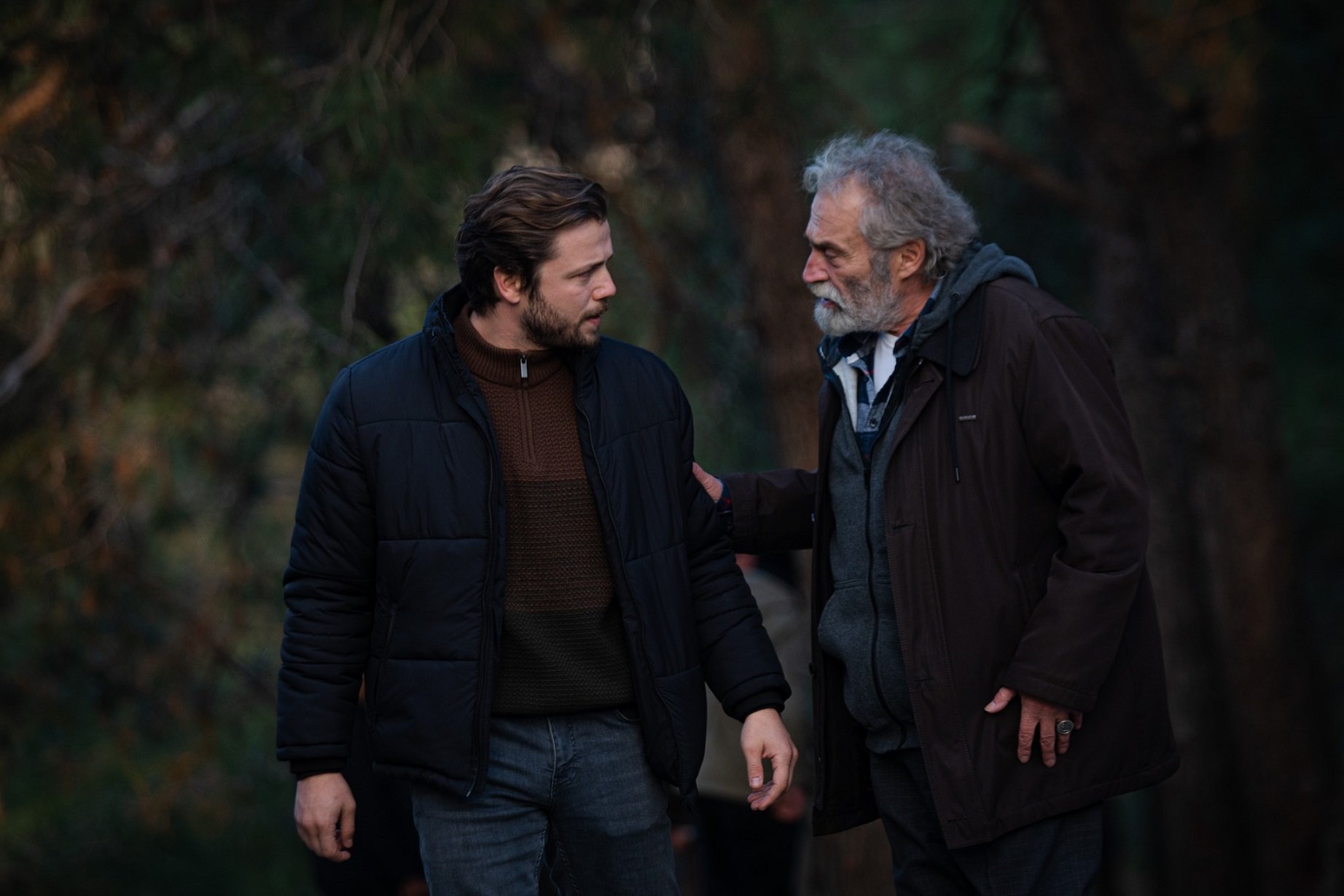 Fk5J5BqXEAETIPz?format=jpg&name=large