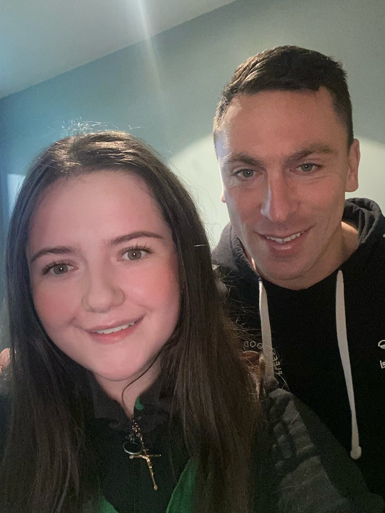 Chloe Reilly On Twitter Suddenly Working On Boxing Day Doesn t Seem chloe-reilly-on-twitter-suddenly-working-on-boxing-day-doesn-t-seem